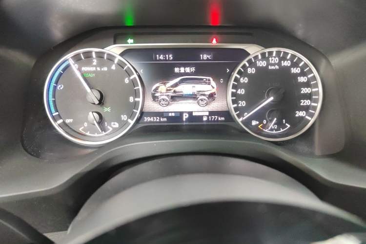 Used Nissan X-Trail 2023 e-POWER Ultra-Hybrid Dual-Motor All-Wheel-Drive Luxury Edition Odometer Close Up