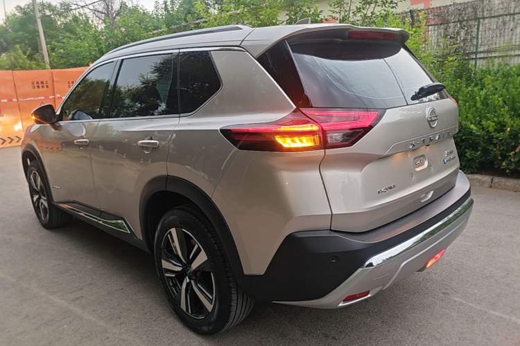 Used Nissan X-Trail 2023 e-POWER Ultra-Hybrid Dual-Motor All-Wheel-Drive Supreme Edition Rear Left 45 Deg
