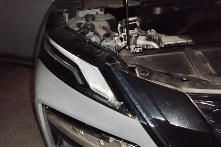 Used Nissan X-Trail 2023 e-POWER Ultra-Hybrid Dual-Motor All-Wheel-Drive Supreme Edition Right Front Headlight