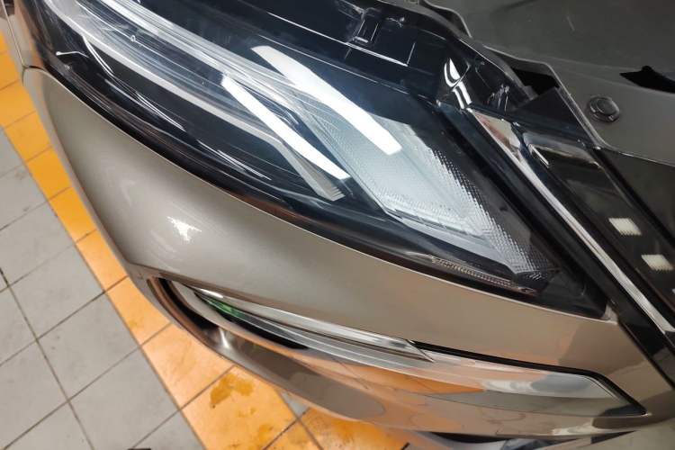 Used Nissan X-Trail 2023 e-POWER Ultra-Hybrid Dual-Motor All-Wheel-Drive Luxury Edition Right Front Headlight