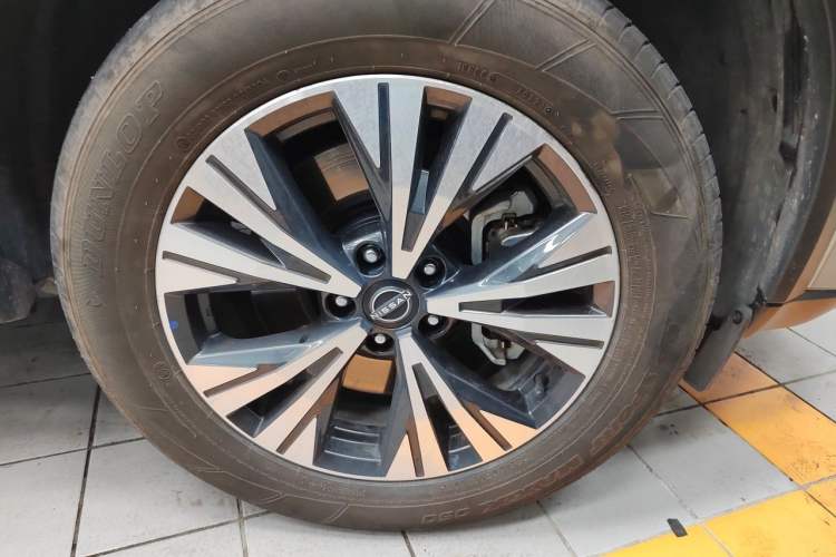 Used Nissan X-Trail 2023 e-POWER Ultra-Hybrid Dual-Motor All-Wheel-Drive Luxury Edition Right Front Wheel Hub