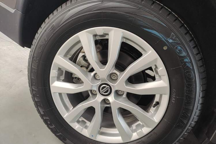 Used Nissan X-Trail 2023 Classic 2.0L Two-Wheel Drive Smart Connect Premium Edition Right Rear Wheel Hub