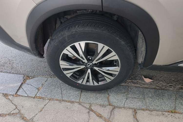 Used Nissan X-Trail 2023 e-POWER Ultra-Hybrid Dual-Motor All-Wheel-Drive Luxury Edition Right Rear Wheel Hub