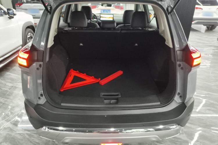 Used Nissan X-Trail 2023 e-POWER Ultra-Hybrid Dual-Motor All-Wheel-Drive Luxury Edition Trunk