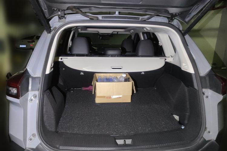 Used Nissan X-Trail 2023 e-POWER Ultra-Hybrid Dual-Motor All-Wheel-Drive Supreme Edition Trunk