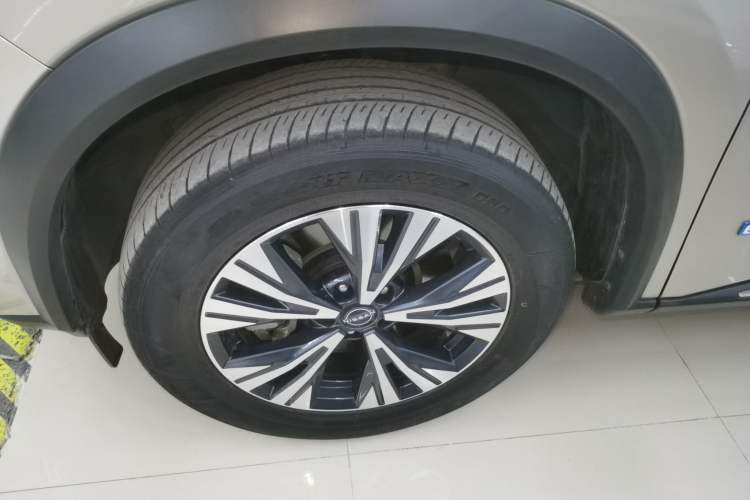 Used Nissan X-Trail 2023 e-POWER Ultra-Hybrid Dual-Motor All-Wheel-Drive Luxury Edition Exterior 7