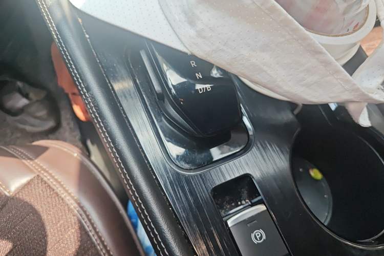 Used Nissan X-Trail 2023 e-POWER Ultra-Hybrid Dual-Motor All-Wheel-Drive Luxury Edition Gear Lever