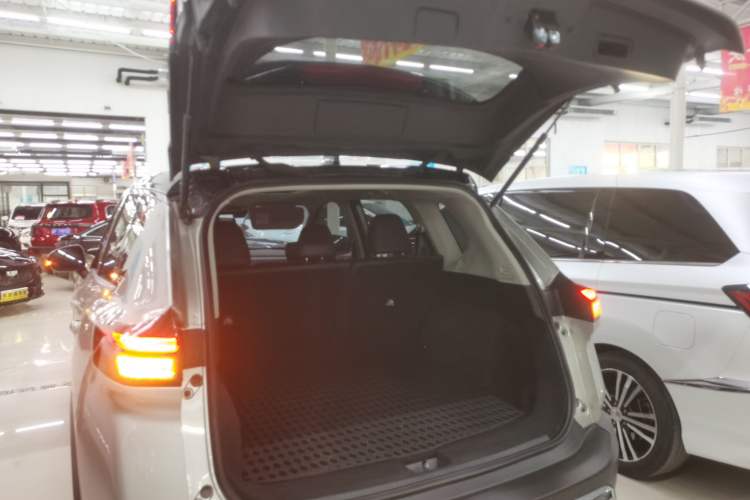 Used Nissan X-Trail 2023 e-POWER Ultra-Hybrid Dual-Motor All-Wheel-Drive Luxury Edition Trunk