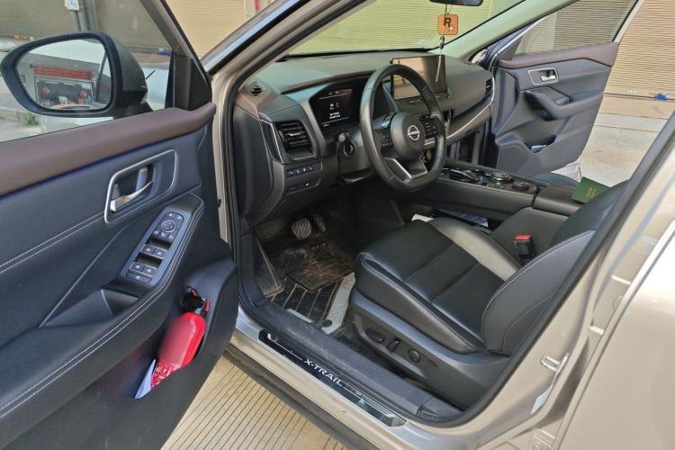 Used Nissan X-Trail 2023 e-POWER Ultra-Hybrid Dual-Motor All-Wheel-Drive Supreme Edition Driver Seat