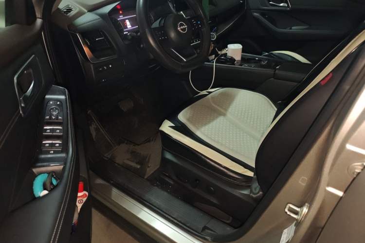 Used Nissan X-Trail 2023 e-POWER Ultra-Hybrid Dual-Motor All-Wheel-Drive Luxury Edition Driver Seat