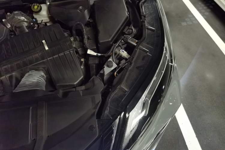 Used Nissan X-Trail 2023 e-POWER Ultra-Hybrid Dual-Motor All-Wheel-Drive Supreme Edition Engine Bay Left