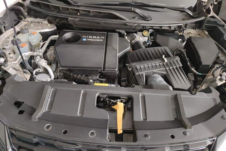 Used Nissan X-Trail 2023 e-POWER Ultra-Hybrid Dual-Motor All-Wheel-Drive Luxury Edition Engine Bay
