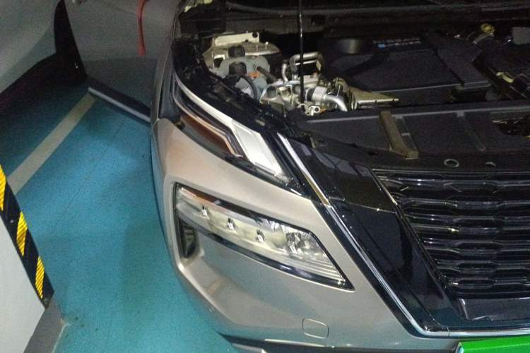Used Nissan X-Trail 2023 e-POWER Ultra-Hybrid Dual-Motor All-Wheel-Drive Supreme Edition Engine Bay Right