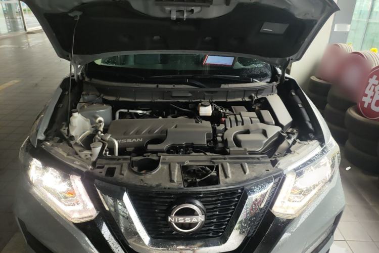 Used Nissan X-Trail 2023 Classic 2.0L Two-Wheel Drive Smart Connect Premium Edition Engine Bay