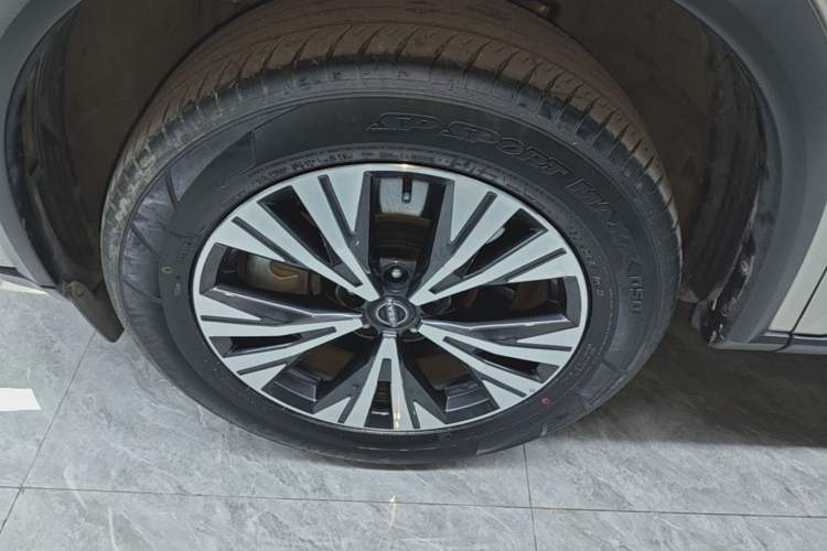 Used Nissan X-Trail 2023 e-POWER Ultra-Hybrid Dual-Motor All-Wheel-Drive Luxury Edition Exterior 3