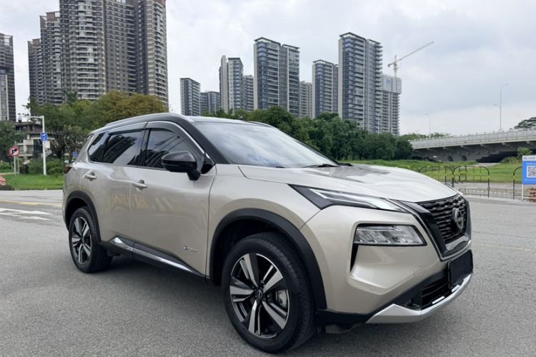 Used Nissan X-Trail 2023 e-POWER Ultra-Hybrid Dual-Motor All-Wheel-Drive Supreme Edition Exterior 4