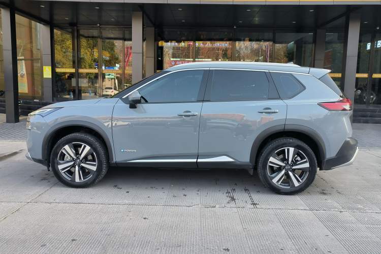 Used Nissan X-Trail 2023 e-POWER Ultra-Hybrid Dual-Motor All-Wheel-Drive Supreme Edition Exterior 7
