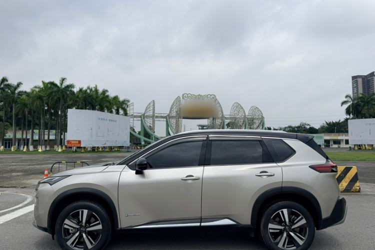 Used Nissan X-Trail 2023 e-POWER Ultra-Hybrid Dual-Motor All-Wheel-Drive Supreme Edition Exterior 8