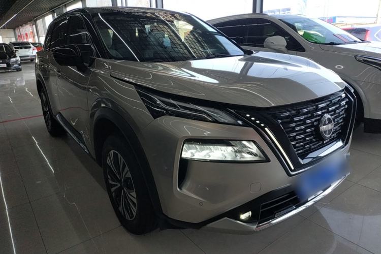 Used Nissan X-Trail 2023 e-POWER Ultra-Hybrid Dual-Motor All-Wheel-Drive Luxury Edition Front Right 45 Deg
