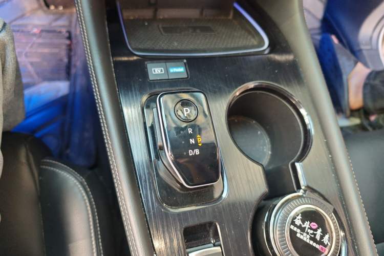 Used Nissan X-Trail 2023 e-POWER Ultra-Hybrid Dual-Motor All-Wheel-Drive Supreme Edition Gear Lever
