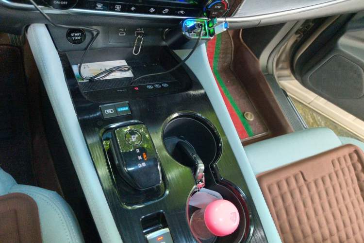 Used Nissan X-Trail 2023 e-POWER Ultra-Hybrid Dual-Motor All-Wheel-Drive Luxury Edition Gear Lever