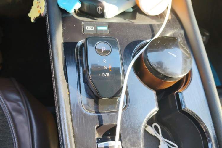 Used Nissan X-Trail 2023 e-POWER Ultra-Hybrid Dual-Motor All-Wheel-Drive Luxury Edition Gear Lever