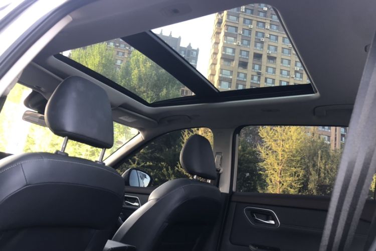 Used Nissan X-Trail 2023 e-POWER Ultra-Hybrid Dual-Motor All-Wheel-Drive Luxury Edition Headliner