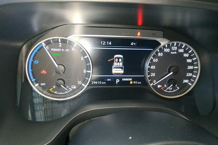 Used Nissan X-Trail 2023 e-POWER Ultra-Hybrid Dual-Motor All-Wheel-Drive Luxury Edition Instrument Cluster