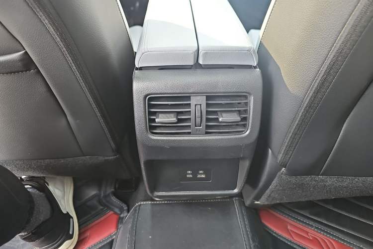 Used Nissan X-Trail 2023 e-POWER Ultra-Hybrid Dual-Motor All-Wheel-Drive Luxury Edition Interior 1