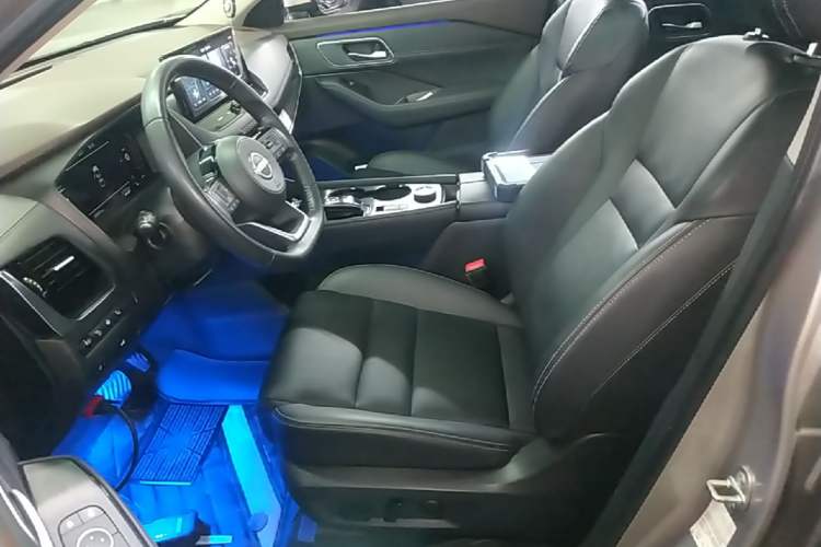 Used Nissan X-Trail 2023 e-POWER Ultra-Hybrid Dual-Motor All-Wheel-Drive Supreme Edition Left Front Seat