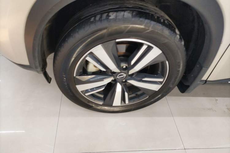 Used Nissan X-Trail 2023 e-POWER Ultra-Hybrid Dual-Motor All-Wheel-Drive Supreme Edition Left Front Wheel Hub