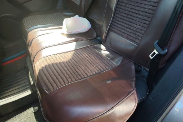 Used Nissan X-Trail 2023 e-POWER Ultra-Hybrid Dual-Motor All-Wheel-Drive Luxury Edition Left Rear Seat