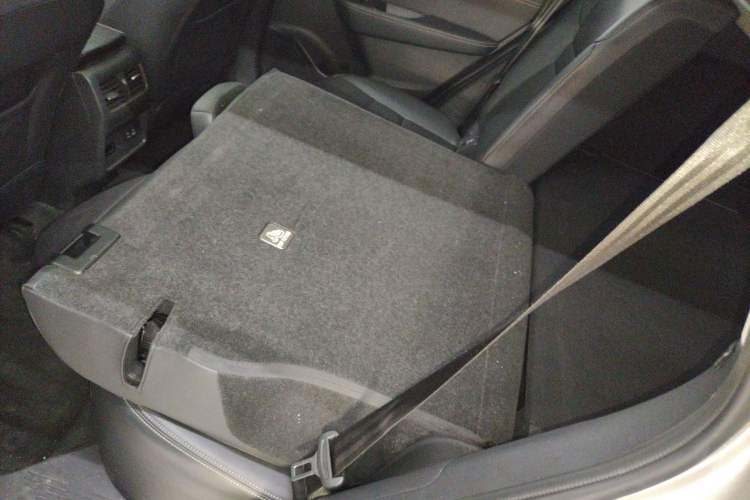 Used Nissan X-Trail 2023 e-POWER Ultra-Hybrid Dual-Motor All-Wheel-Drive Supreme Edition Left Rear Seat