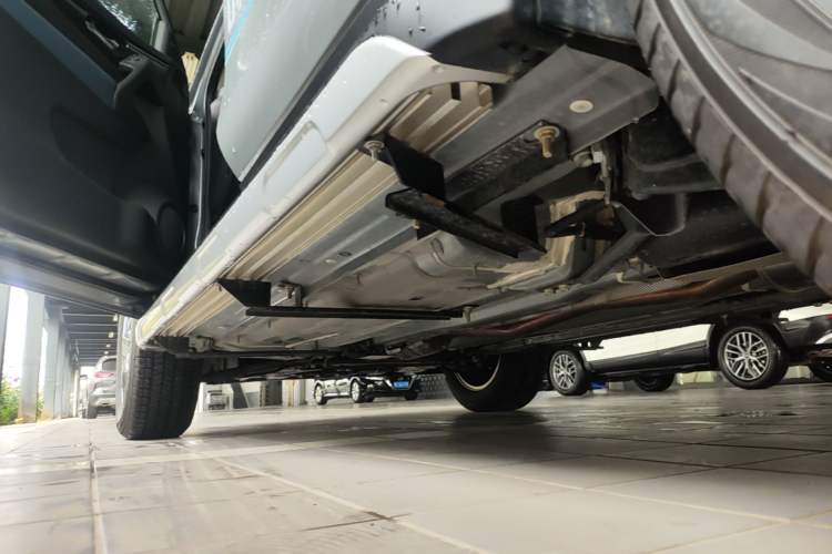Used Nissan X-Trail 2023 Classic 2.0L Two-Wheel Drive Smart Connect Premium Edition Left Side Sill