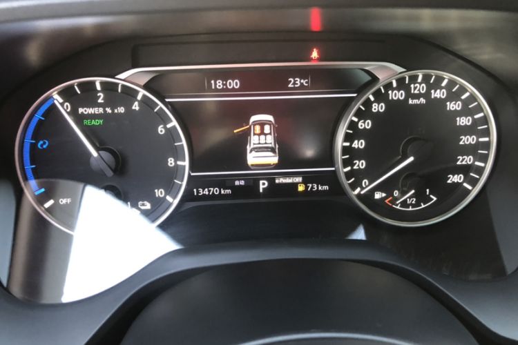 Used Nissan X-Trail 2023 e-POWER Ultra-Hybrid Dual-Motor All-Wheel-Drive Luxury Edition Odometer Close Up