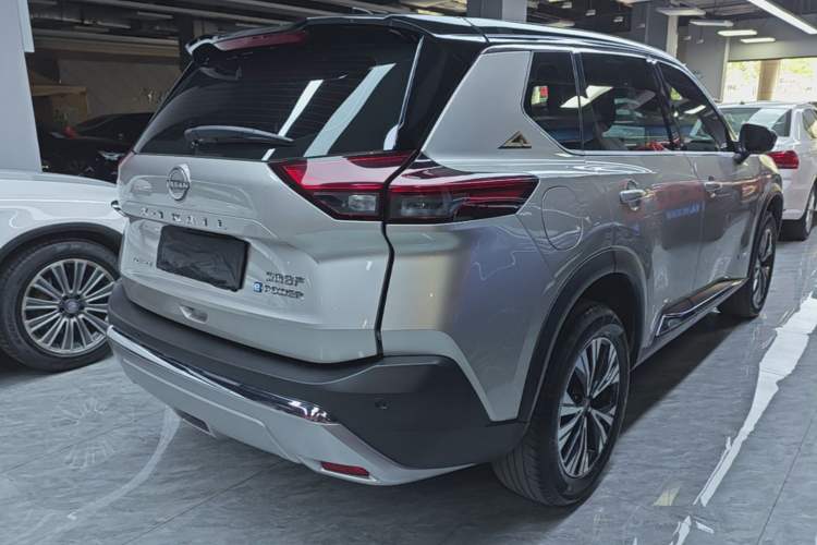 Used Nissan X-Trail 2023 e-POWER Ultra-Hybrid Dual-Motor All-Wheel-Drive Luxury Edition Rear Right 45 Deg
