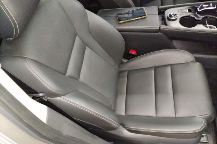 Used Nissan X-Trail 2023 e-POWER Ultra-Hybrid Dual-Motor All-Wheel-Drive Supreme Edition Right Front Seat