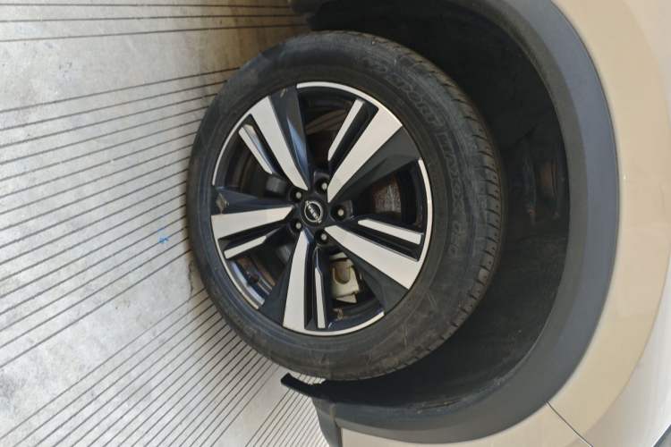 Used Nissan X-Trail 2023 e-POWER Ultra-Hybrid Dual-Motor All-Wheel-Drive Supreme Edition Right Front Wheel Hub