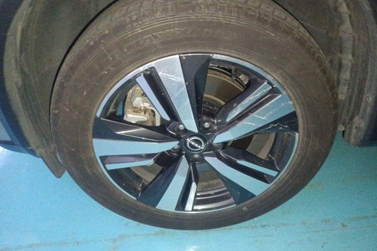 Used Nissan X-Trail 2023 e-POWER Ultra-Hybrid Dual-Motor All-Wheel-Drive Supreme Edition Right Front Wheel Hub