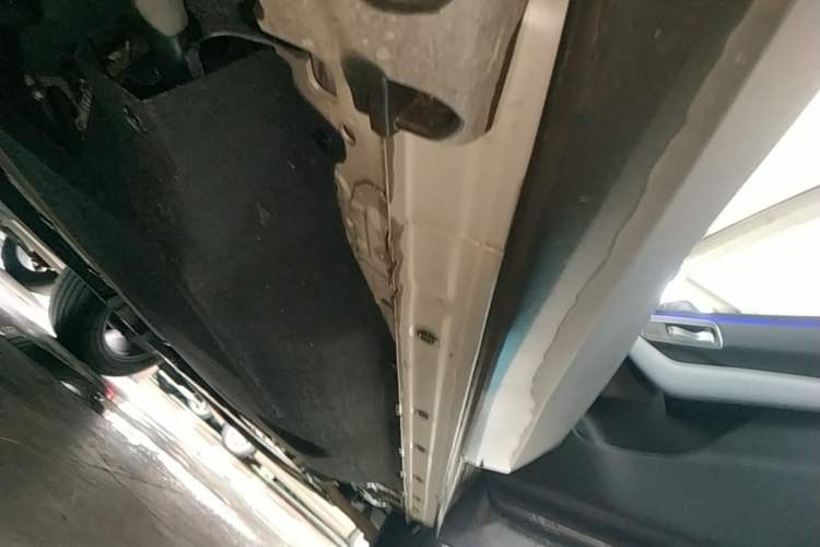 Used Nissan X-Trail 2023 e-POWER Ultra-Hybrid Dual-Motor All-Wheel-Drive Supreme Edition Right Side Sill