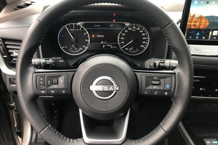 Used Nissan X-Trail 2023 e-POWER Ultra-Hybrid Dual-Motor All-Wheel-Drive Luxury Edition Steering Wheel