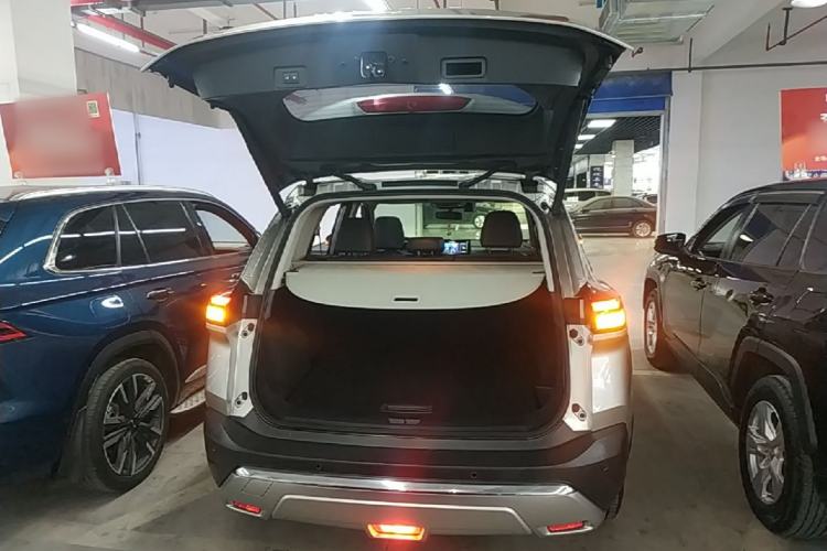 Used Nissan X-Trail 2023 e-POWER Ultra-Hybrid Dual-Motor All-Wheel-Drive Supreme Edition Trunk
