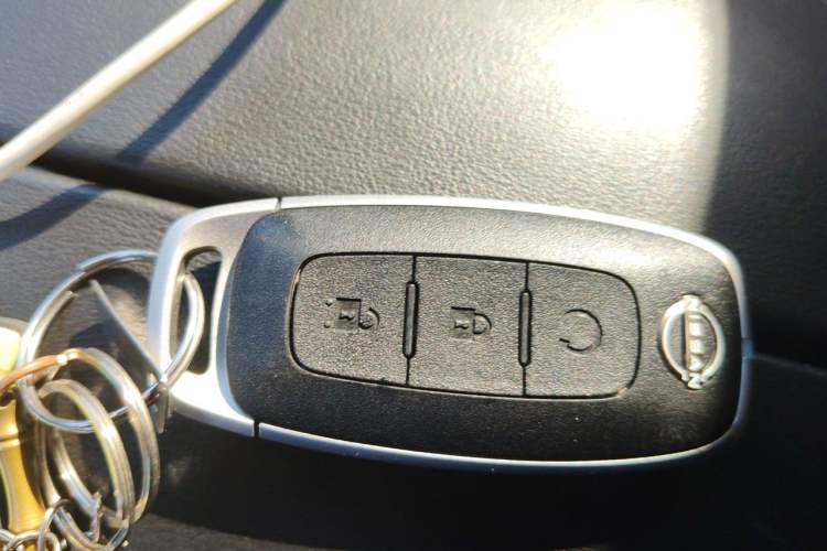 Used Nissan X-Trail 2023 e-POWER Ultra-Hybrid Dual-Motor All-Wheel-Drive Luxury Edition Vehicle Key