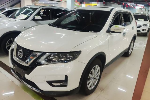 Used Nissan X-Trail 2023 Classic 2.0L Two-Wheel Drive Smart Connect Premium Edition