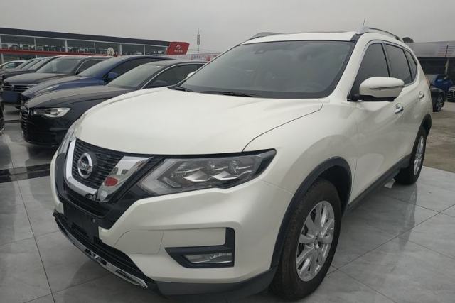 Used Nissan X-Trail 2023 Classic 2.0L Two-Wheel Drive Smart Connect Premium Edition