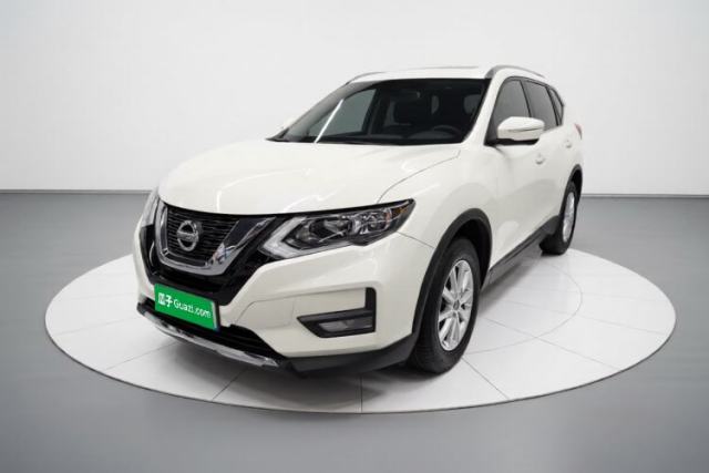 Używany Nissan X-Trail 2023 Classic 2.0L Two-Wheel Drive Smart Connect Premium Edition