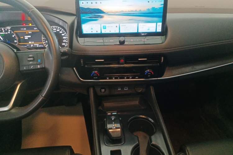 Used Nissan X-Trail 2023 e-POWER Ultra-Hybrid Dual-Motor All-Wheel-Drive Luxury Edition Audio And AC Panel