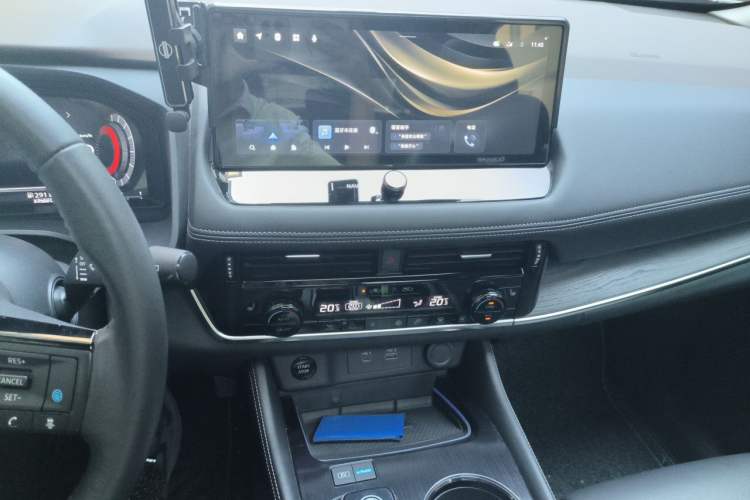 Used Nissan X-Trail 2023 e-POWER Ultra-Hybrid Dual-Motor All-Wheel-Drive Supreme Edition Audio And AC Panel