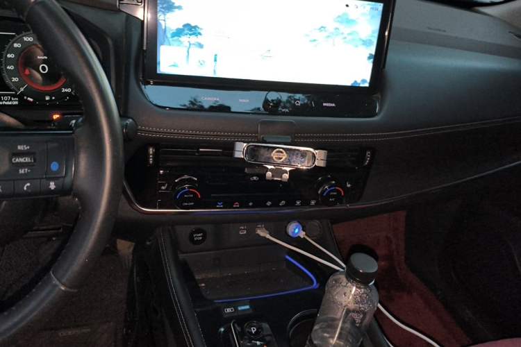 Used Nissan X-Trail 2023 e-POWER Ultra-Hybrid Dual-Motor All-Wheel-Drive Supreme Edition Audio And AC Panel