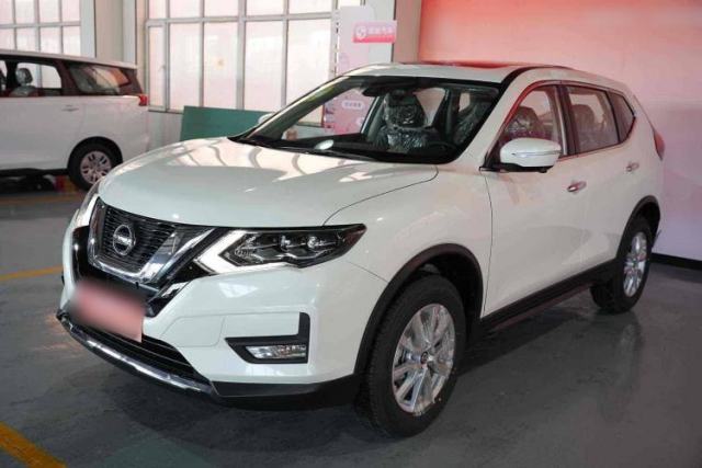 Used Nissan X-Trail 2023 Classic 2.0L Two-Wheel Drive Smart Connect Premium Edition